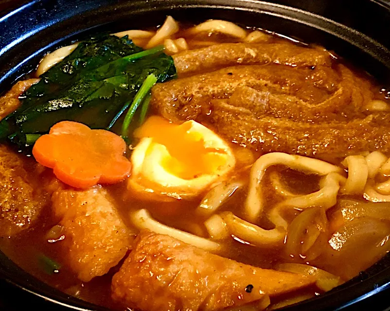 バリ辛 鍋焼きカレーうどん
#メッチャ辛口
#昨日の出汁利用
#冷蔵庫残り物具材
#麺好き男のランチ|mottoさん