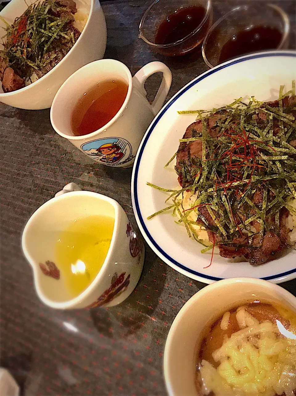 牛タン焼肉丼   オニオングラタンスープ|ch＊K*∀o(^^*)♪さん