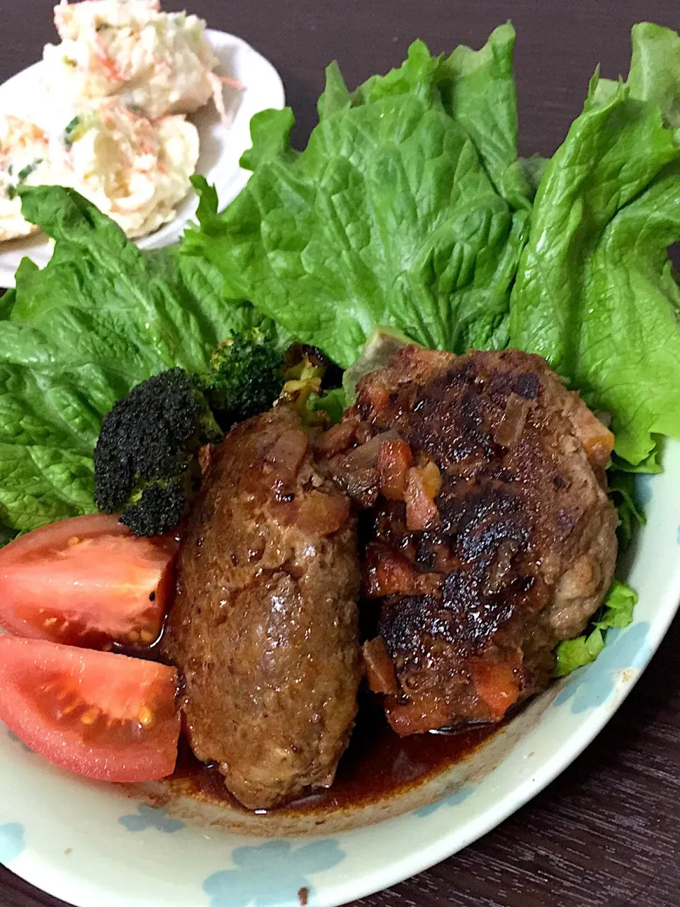 出張明けの今日の晩ご飯ハンバーグ！|まさるさんさん