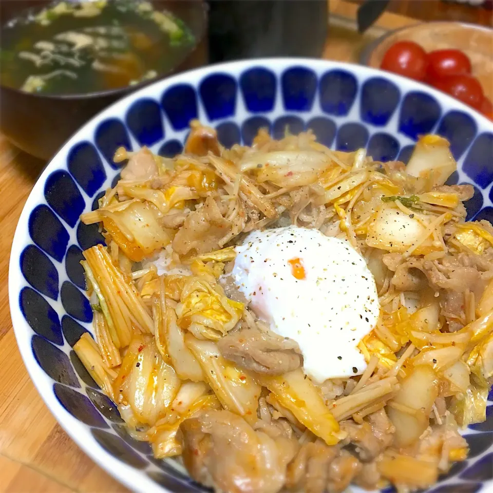 スタミナ豚キムチ丼|Nilsさん