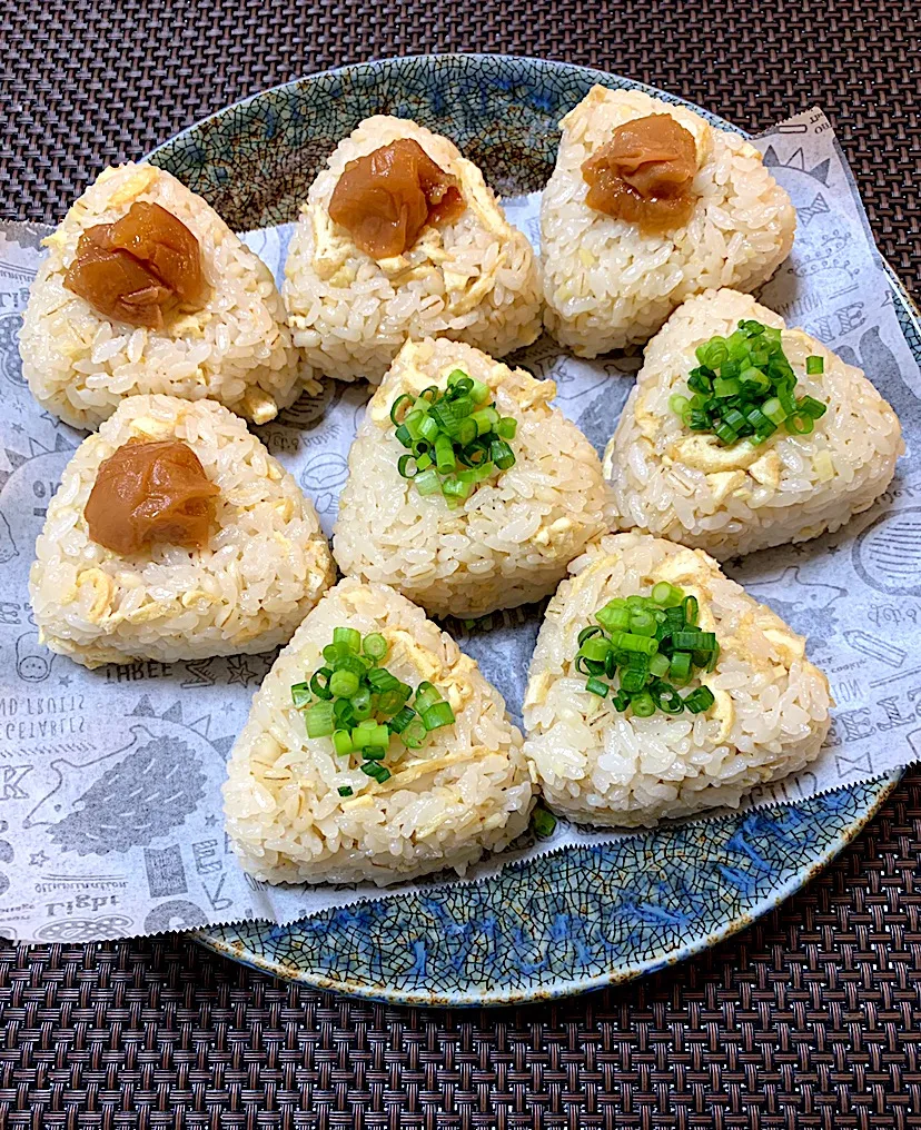 もち麦入り🍚うすあげと生姜のおにぎり🍙梅とねぎ❗️|kiusoudaiさん