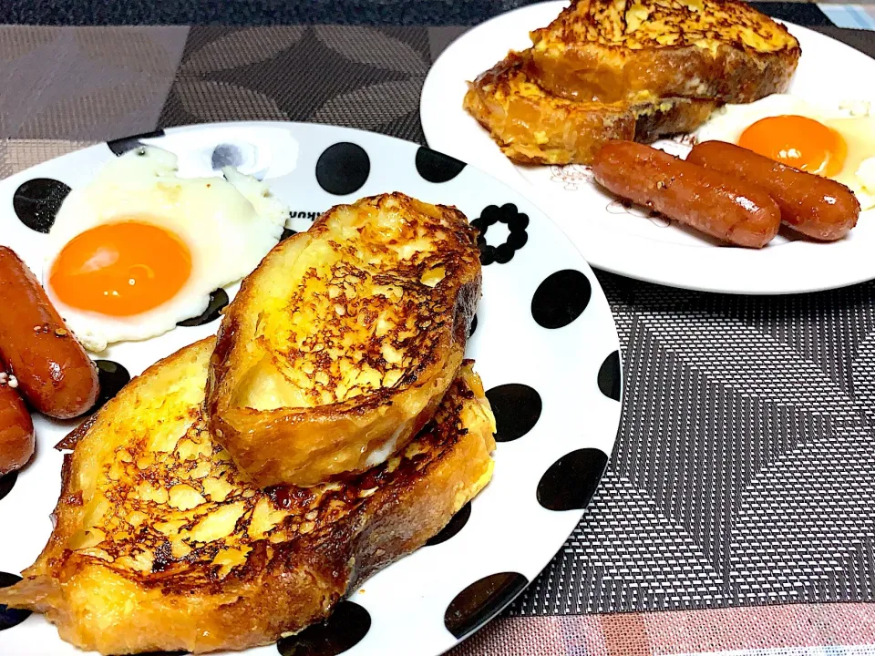 じじばばの朝メシ！(^^)
バゲット🥖でフレントースト！
自分が食べたい🤣|Yukihiko Ishidaさん