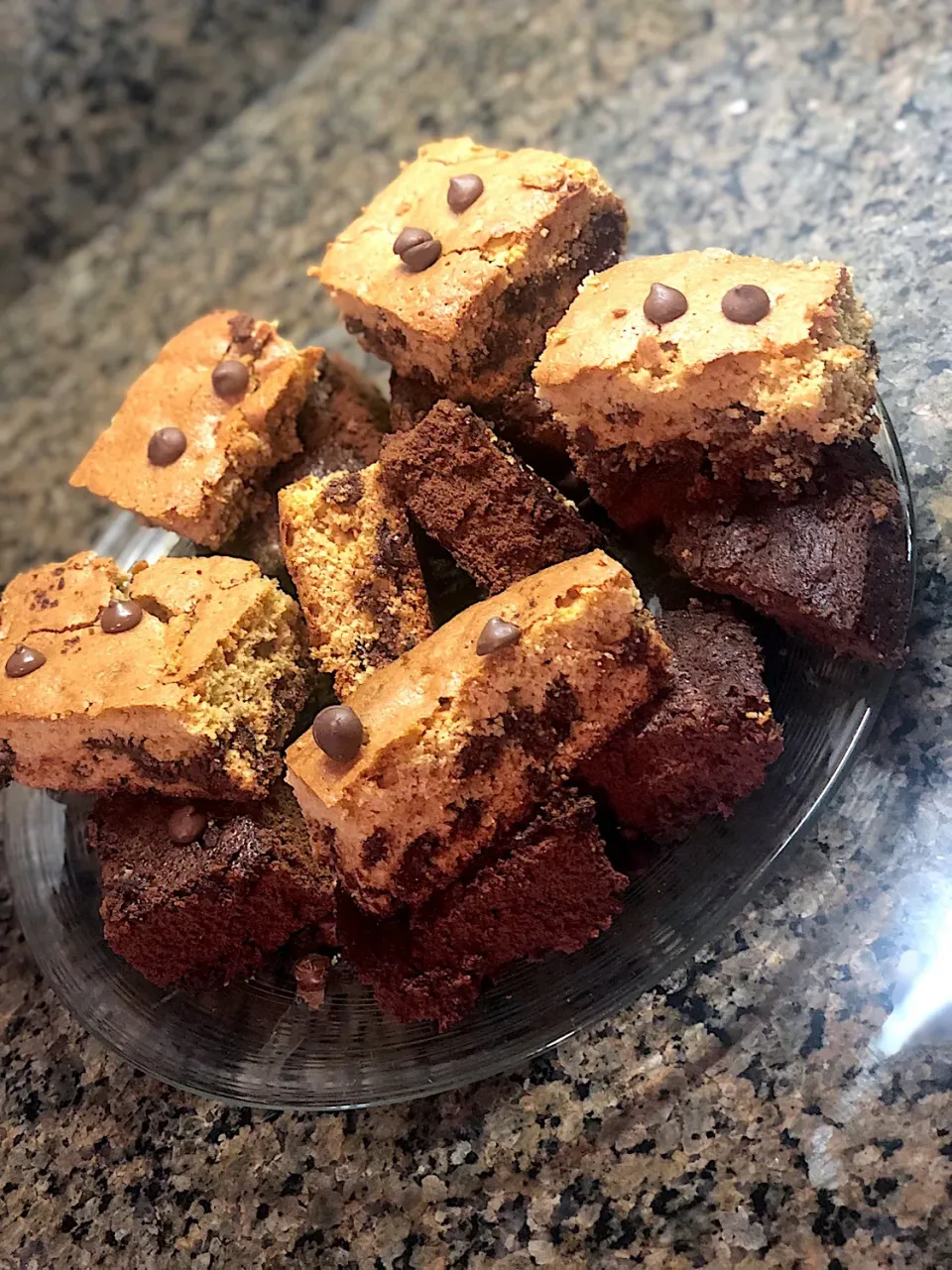 Chocolate chip & fudge brownies|Tawanjaさん