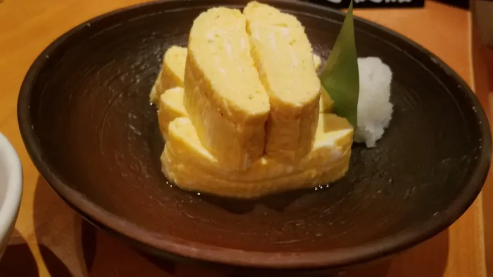 Snapdishの料理写真:金沢よし久のだし巻き卵|Morito Kamiyaさん