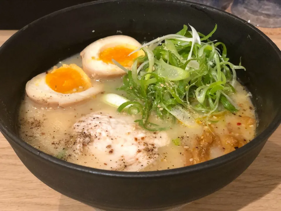 鶏味玉いり🐓（今日の賄い）|女神さん