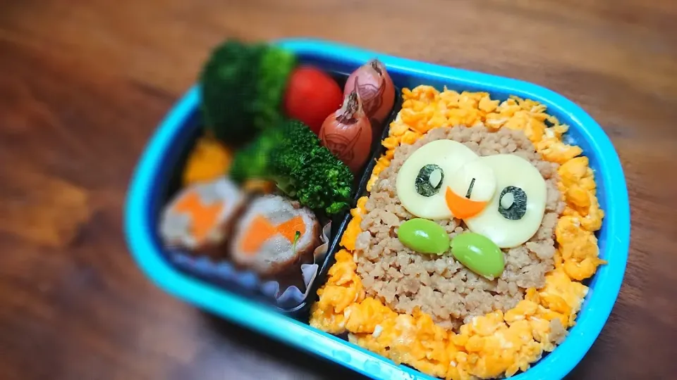 雨だけど遠足弁当|たかたれさん