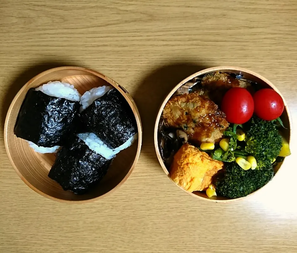 Snapdishの料理写真:桜えびと三つ葉の豆腐コロッケ弁当|kazさん