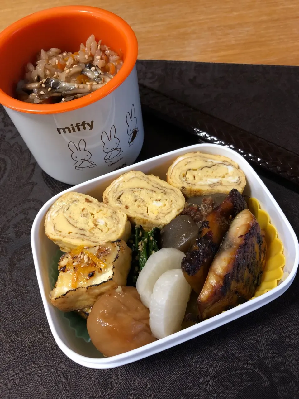 Snapdishの料理写真:鯖みりん弁当|csigapogiさん