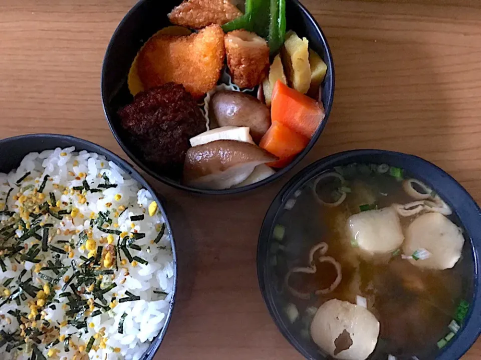 2/28 お弁当
#高野豆腐の煮物 
 #ピーマンとちくわ炒め|侑子さん