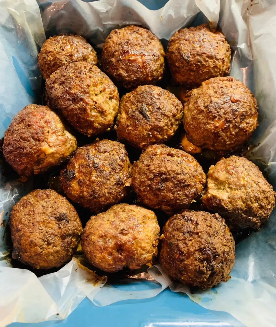 Oven Baked Meatballs|Alma's Home Kitchenさん