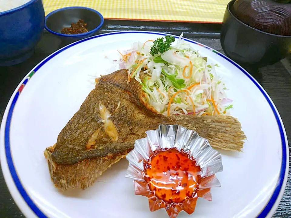 カレイの唐揚げ定食|nyama1さん