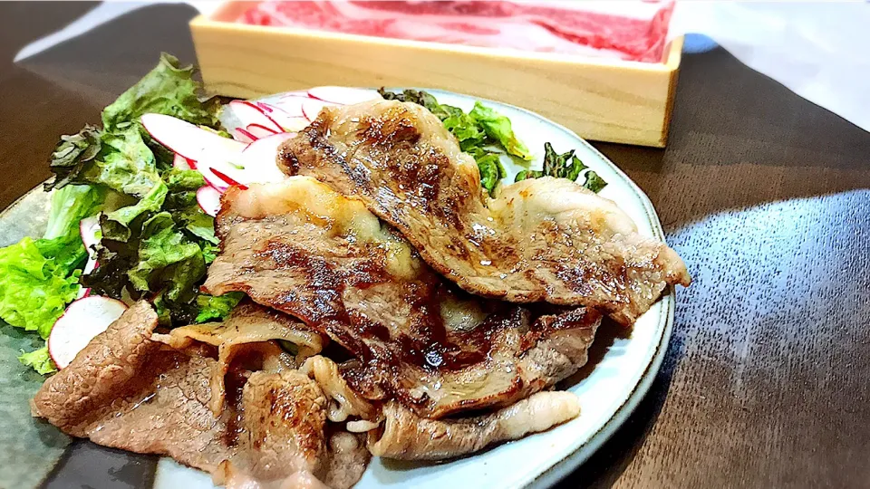 北海道産高級すき焼き肉🥩|男オオカミさん