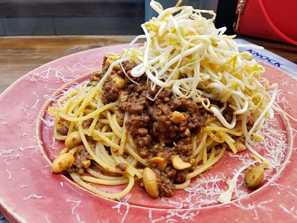 日替り　もやしのミートソースパスタ　 #KNOCK恵比寿店|しあるさん