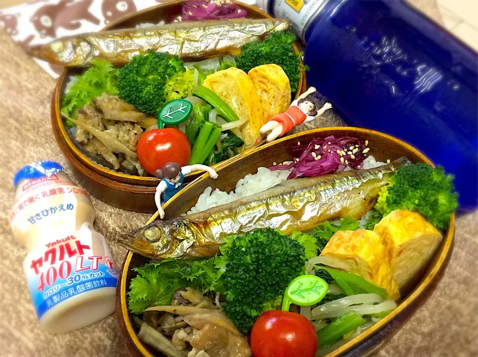 Snapdishの料理写真:あわび茸入り牛肉とゴボウのしぐれ煮&ししゃも焼き&小松菜ともやしの柚子わさび和え&人参🥕とエノキしりしり入り出汁巻玉子&ブロッコリー🥦&しばわかめ&わさび菜&プチトマト🍅の夫婦お弁当♪

 #弁当  #フチ子  #ししゃも  #あわび茸  #しぐれ煮|桃実さん