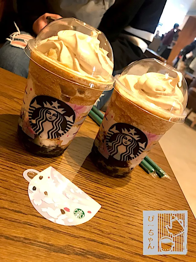 Snapdishの料理写真:長女とスタバでひと休み…☕️|☆ぴ〜ちゃん☆さん