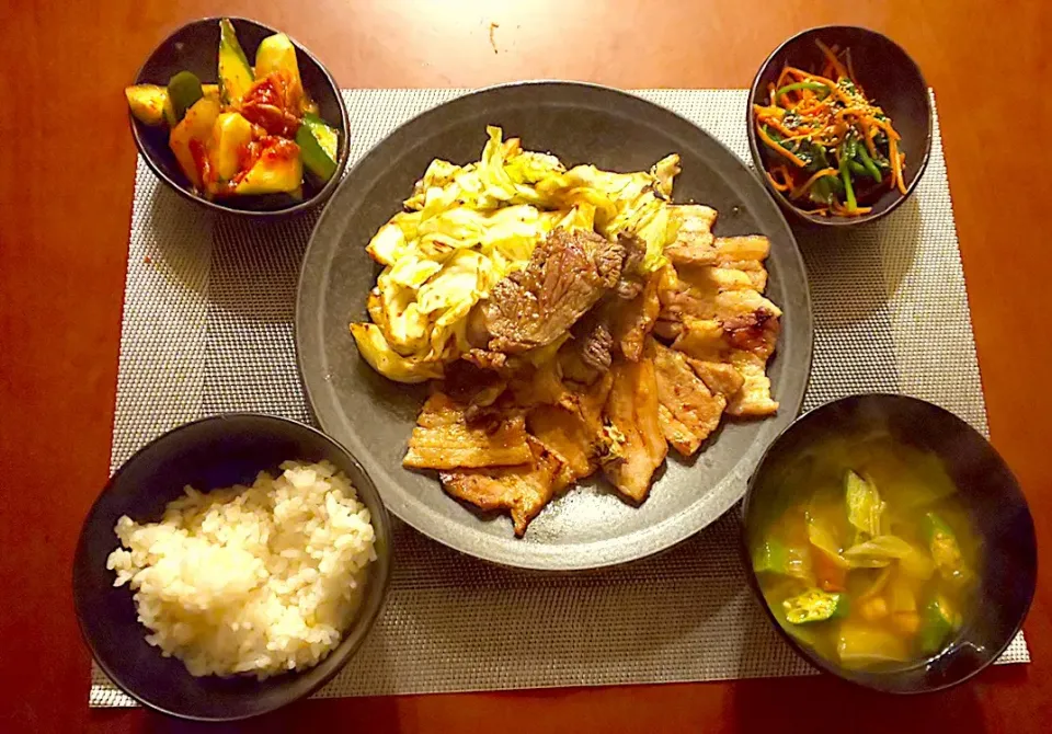 Today's Korean Dinner🍴김치ｷﾑﾁ･나물ﾅﾑﾙ･야끼니쿠焼肉<牛&豚>･백미白飯･야채 스프野菜ｽｰﾌﾟ|🌈Ami🍻さん