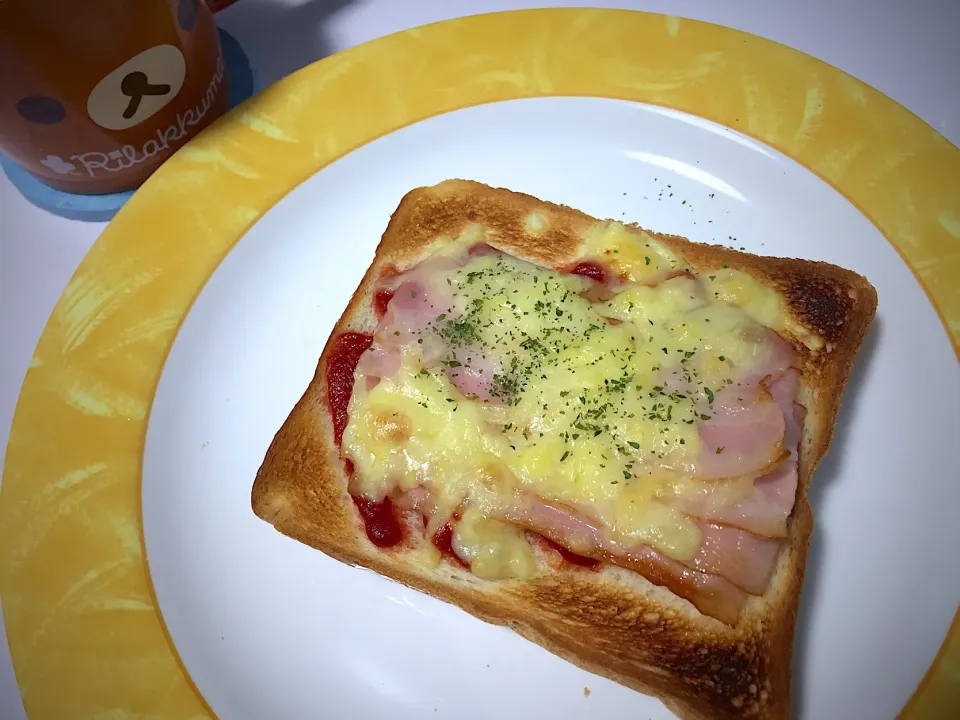 朝は、ベーコンピザトースト🍕🥓
#ベーコンピザトースト|Kojiさん