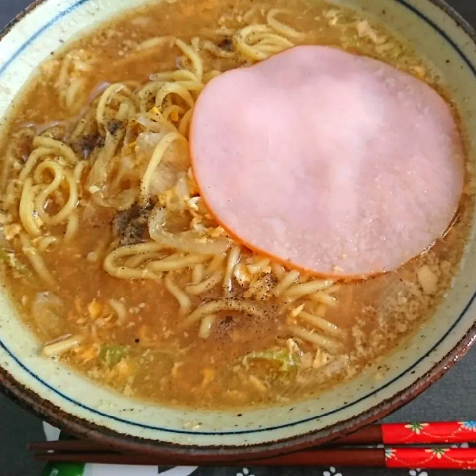 日清ラ王🍜|しまだ ちえこさん