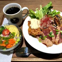 Snapdishの料理写真:unau丼 B set（野田醤油の漬けマグロ&房総サバ竜田揚げ）