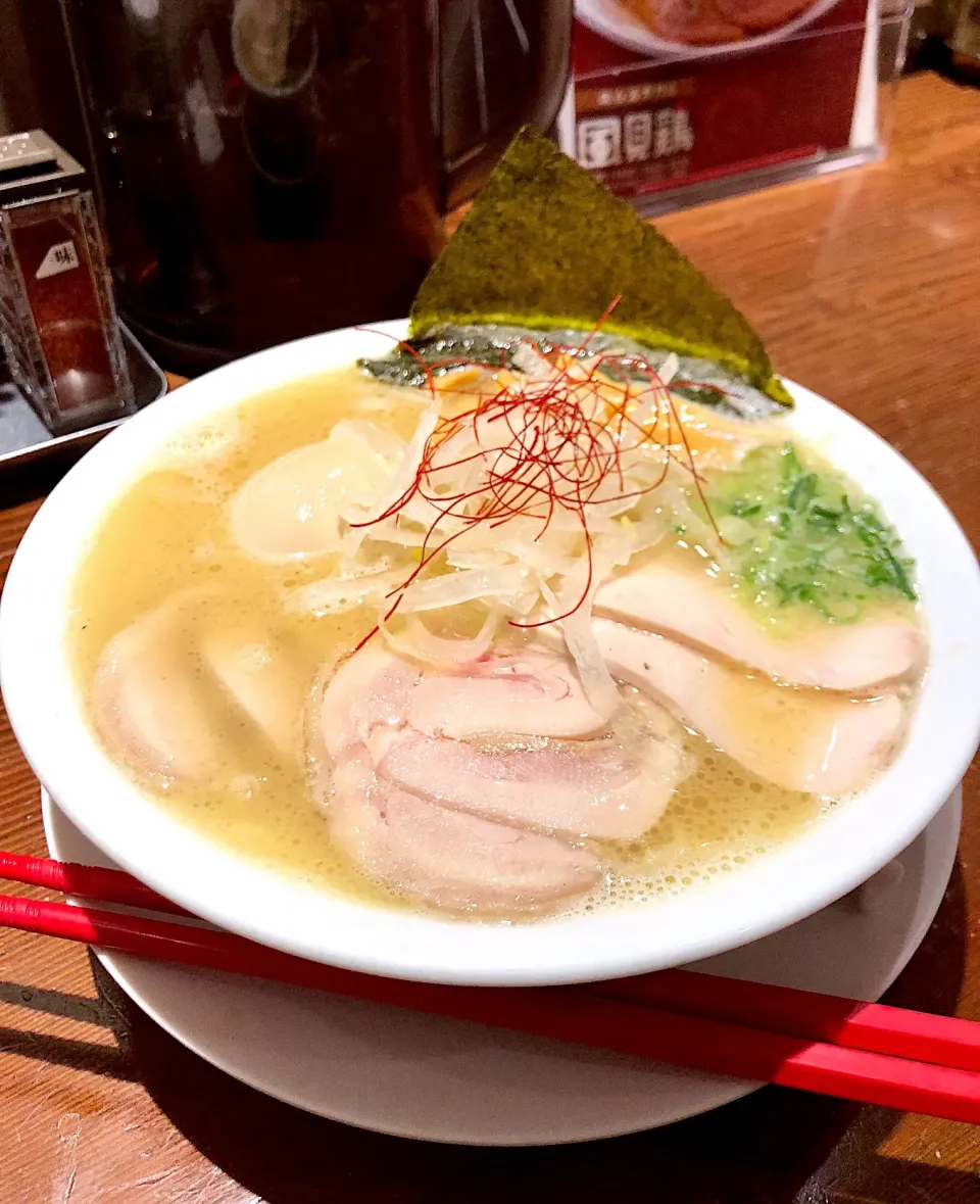 鶏白湯特製塩ラーメン🍜|ゆかりさん