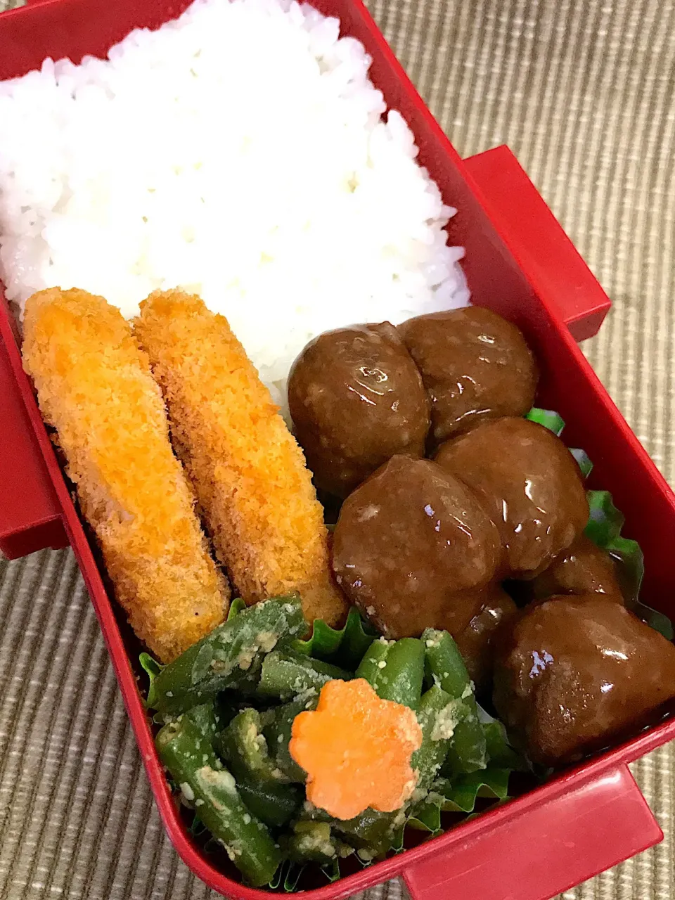 Snapdishの料理写真:3/3 #中学生女子弁当  #部活弁当 #白ご飯希望|みぽりんさん