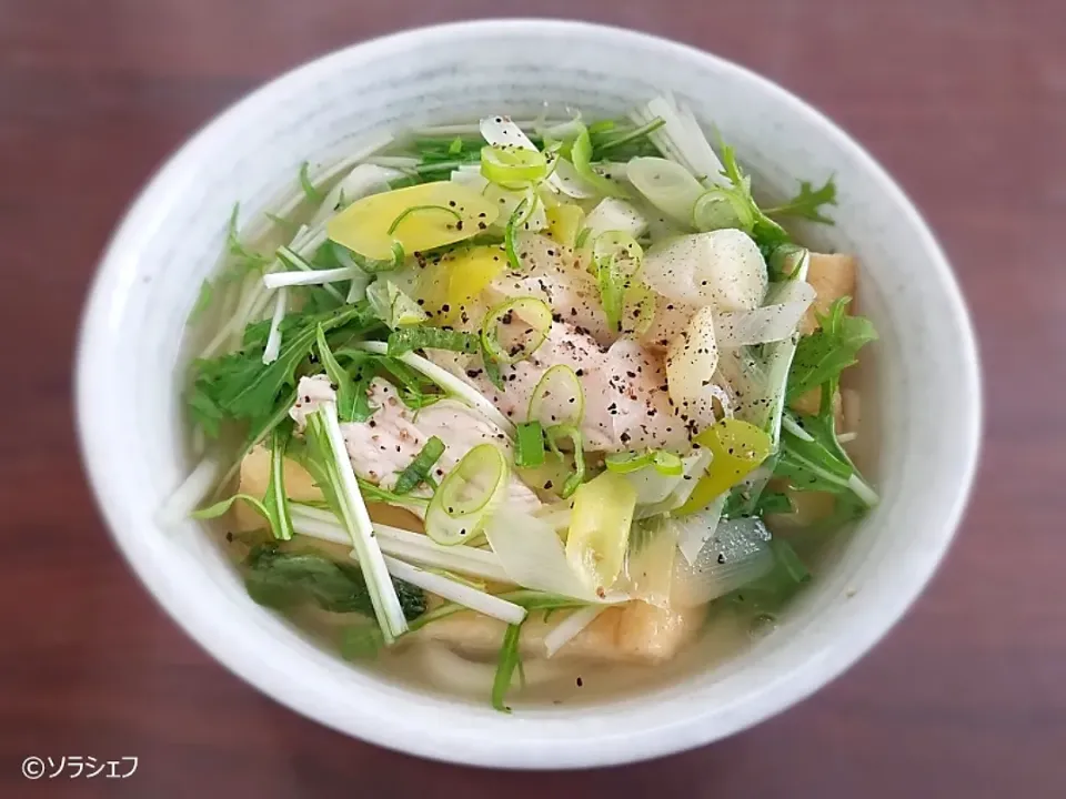 今日の昼ご飯は、鶏ネギうま塩うどんだよ(*^^*)|ソラシェフさん