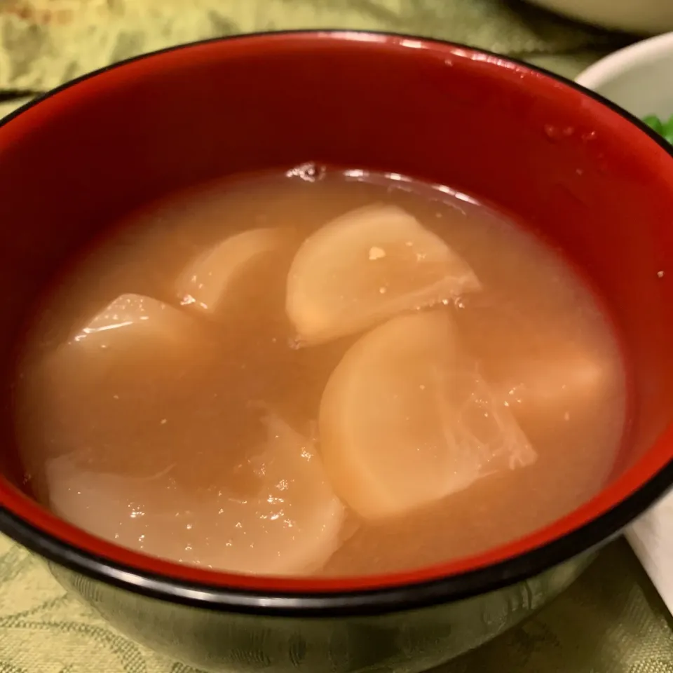 赤大豆煮汁のカブ味噌汁|きよたさん