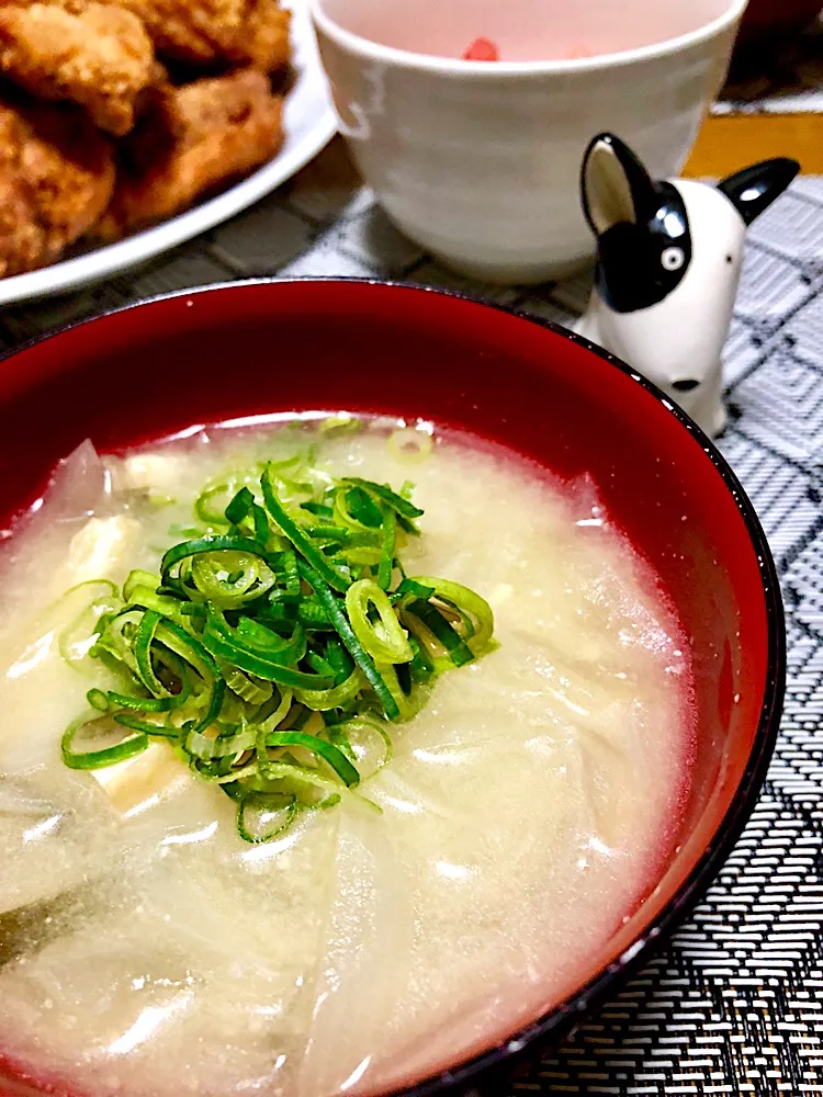 とろとろ〜玉ねぎのお味噌汁✨
1番好きなお味噌汁💕|くっきいママさん