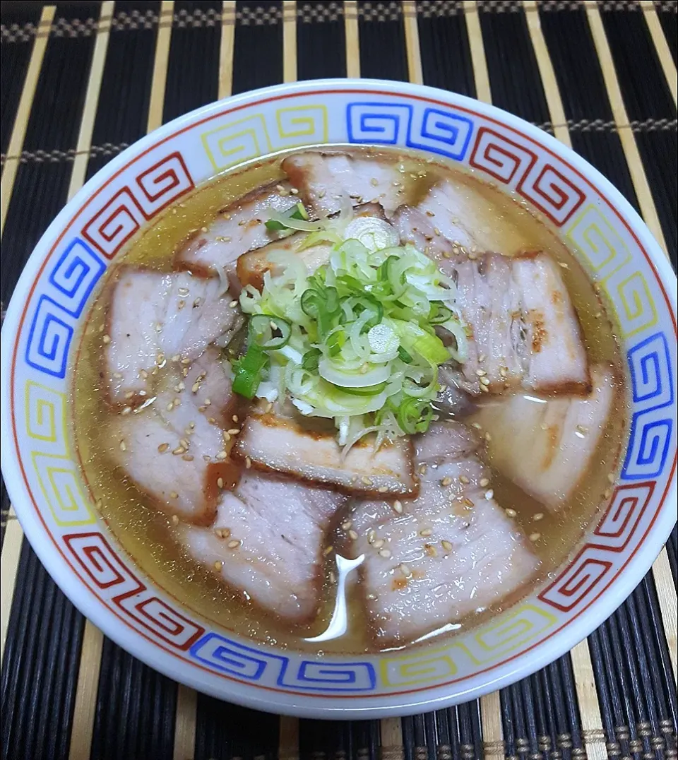 sakurakoさんの料理 漬け込んで焼くだけで本格焼豚(＾ω＾)～焼きあがり～|ナオミさん