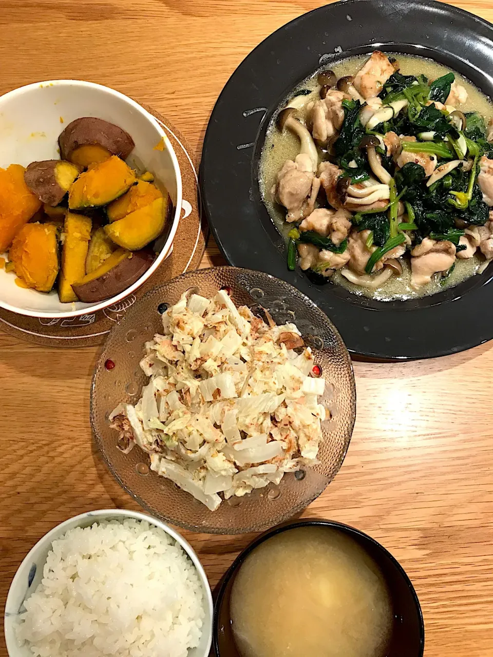 Snapdishの料理写真:鶏肉とほうれん草の中華炒め 晩御飯|KAEさん