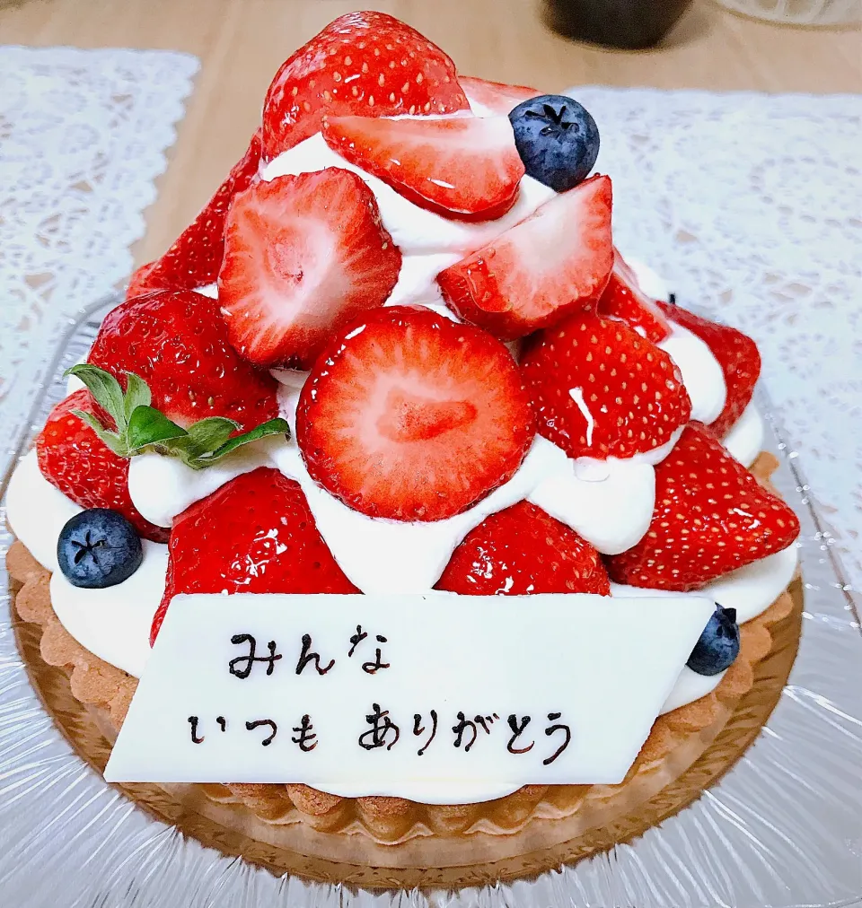 苺のケーキ🍓|ともちゃんさん