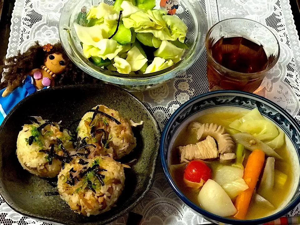 ボンバーさんの料理 あっかんべーコンお味噌汁👌😆✨|noeさん