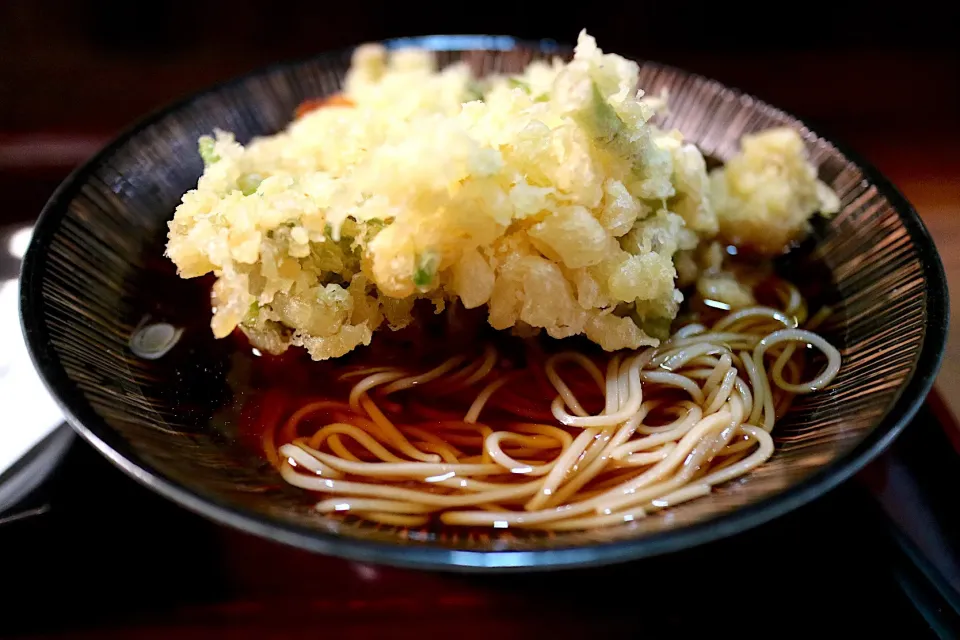 Snapdishの料理写真:せりかき揚げそば|マハロ菊池さん