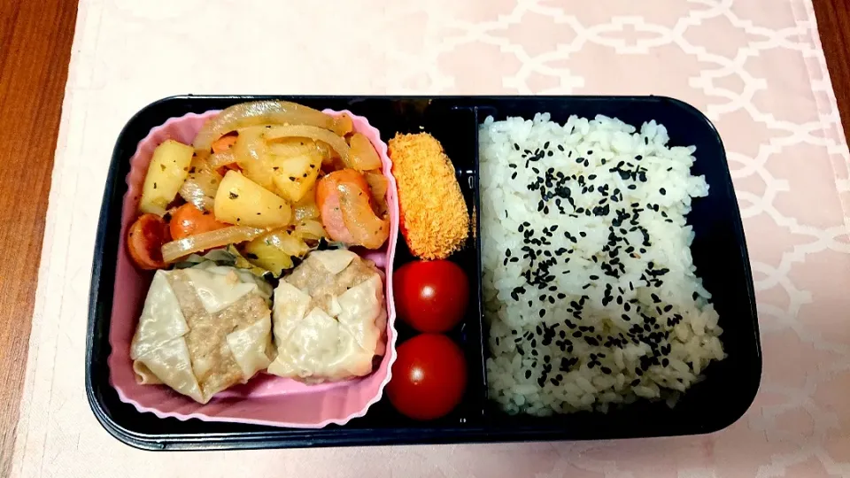 ジャーマンポテト🎵旦那さんお弁当🎵😊|かおるcitronさん