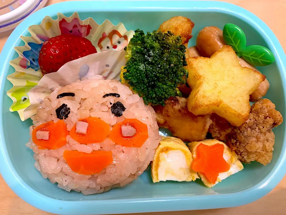 Snapdishの料理写真:アンパンマンキャラ弁|おにへさん