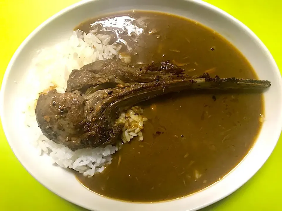 ２日目カレーにラムチョップ|ゆきさん