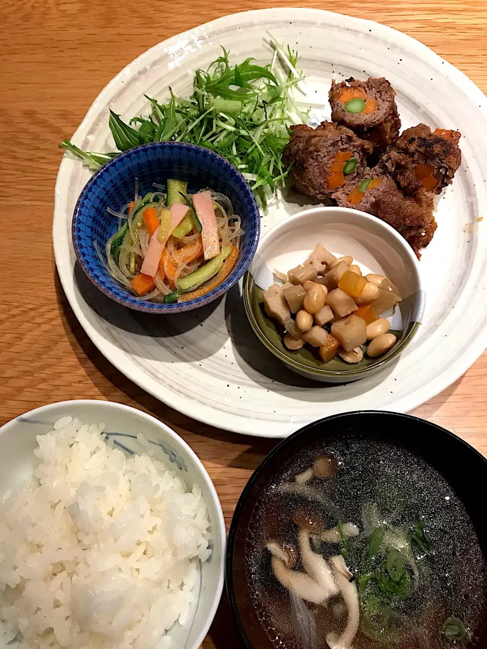 アスパラと人参の牛肉巻きの 晩ご飯|KAEさん