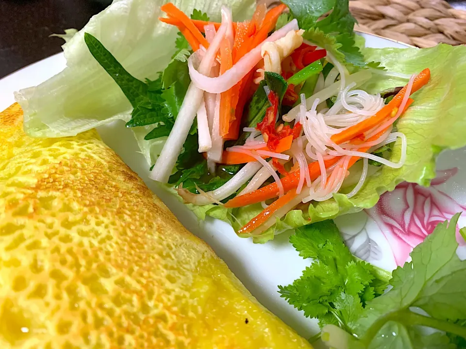 Snapdishの料理写真:Banh Xeo|yeni kartikasariさん