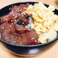 Snapdishの料理写真:アジの漬け丼|まーさん