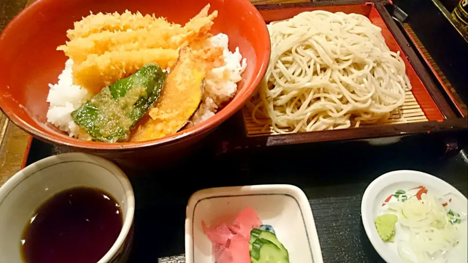 天丼と蕎麦🎵|ひろみさん