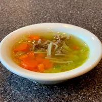 Snapdishの料理写真:Sopita de verduras|GiannaBさん