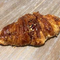 Maple walnut glazed croissant  #karat|Harukaさん