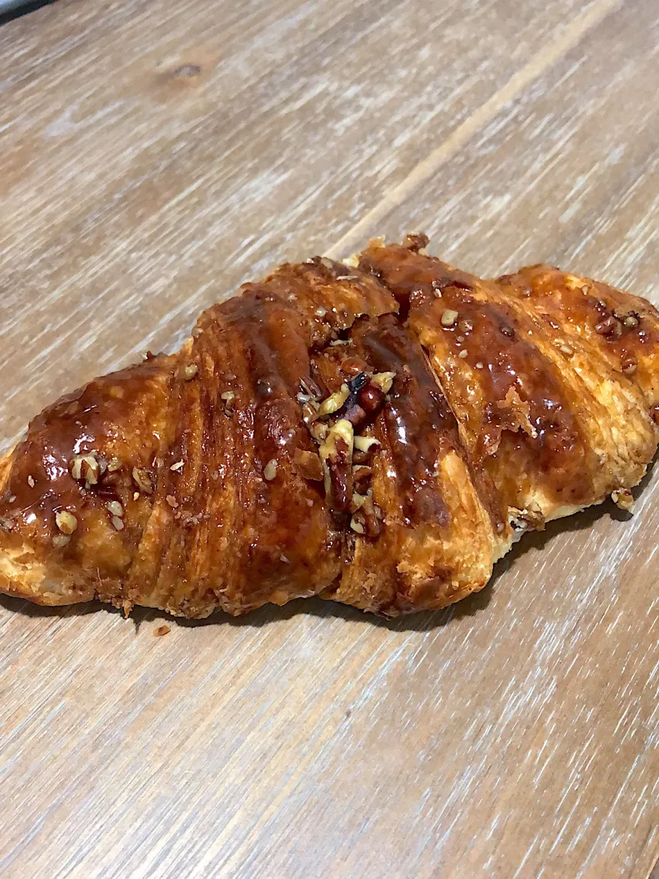 Maple walnut glazed croissant  #karat|Harukaさん