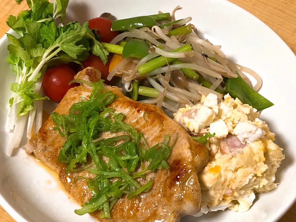 豚ロースとニンニクの芽の野菜炒め|まちゃさん