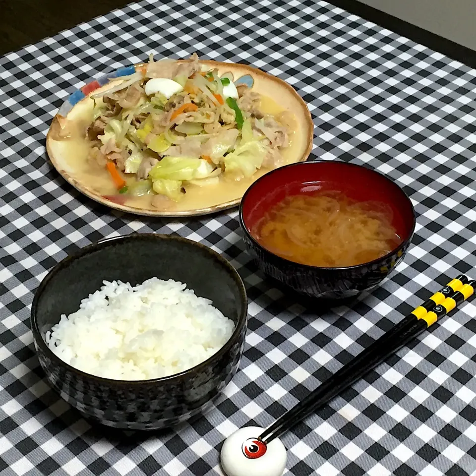 Snapdishの料理写真:野菜炒め定食!  (^-^)|Kei Satoさん