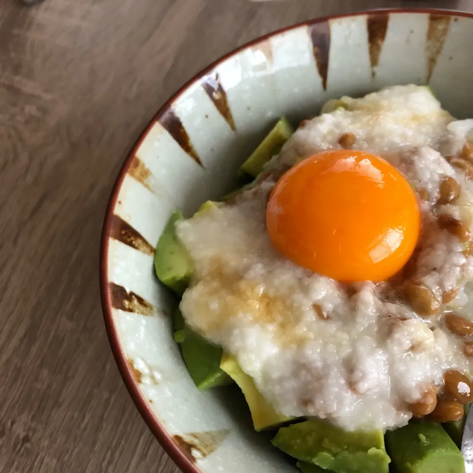 Snapdishの料理写真:好きなもの乗せご飯|hikariさん