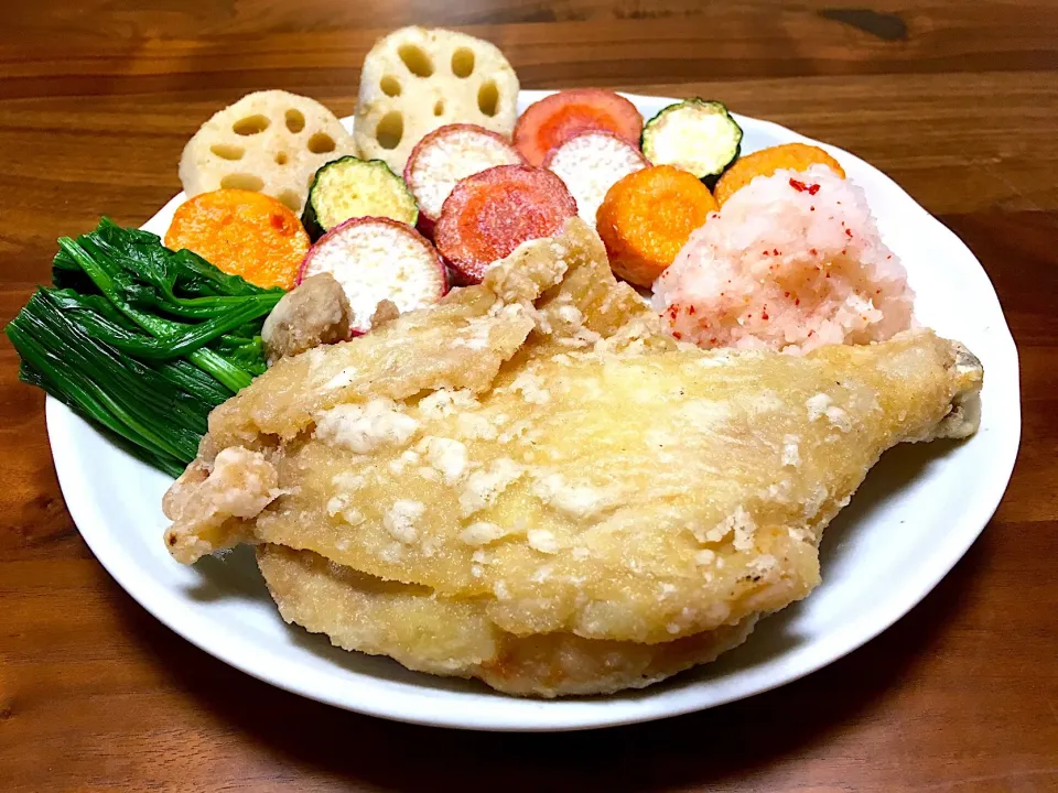 １本骨付き鶏モモ肉の片栗粉揚げ🍗💐|ぱぴこ家さん