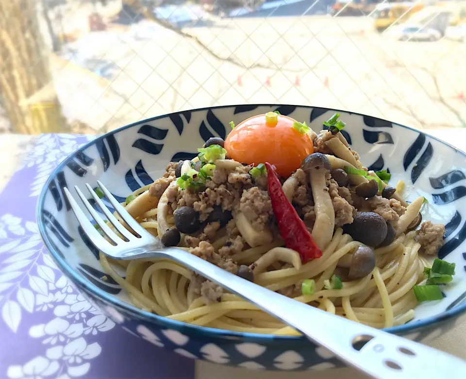 昼ごはん  sakurakoさんの甘酒で作る常備菜　優しい甘み、しっとり鶏そぼろで和風パスタ|砂雪さん