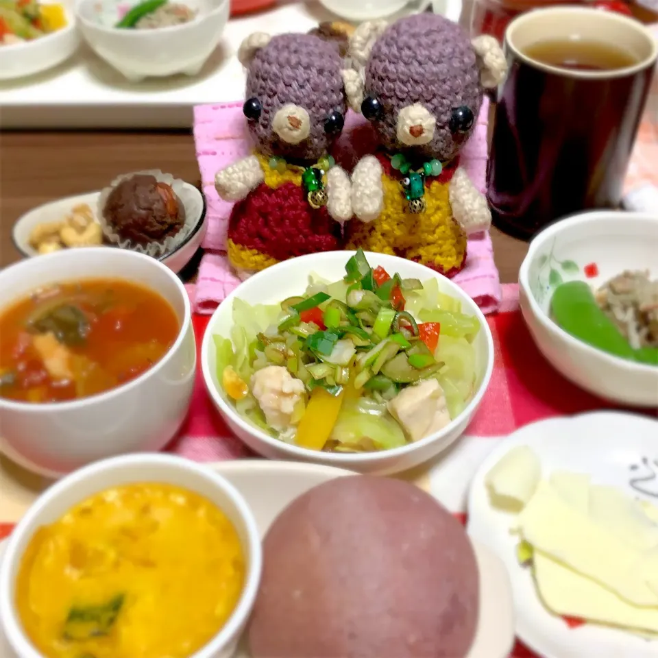 Snapdishの料理写真:毎度のごちゃっと朝ごぱん。(*'▽'*)|chagashiさん