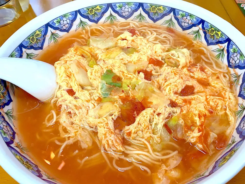 Snapdishの料理写真:トマ玉ラーメン🍜🍅😋|yumyum😋さん